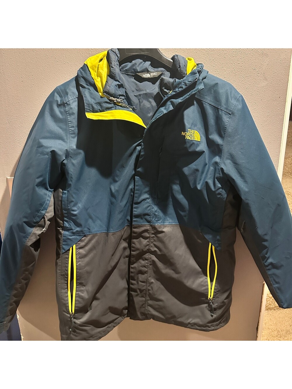 The North Face Men’s L Blue Gray Yellow Goose Down Jacket 75% Down Hooded